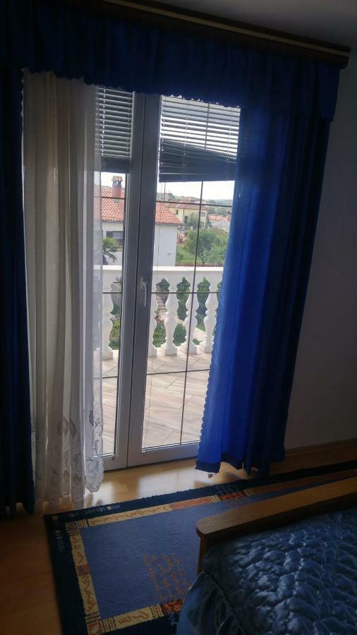 פורץ Apartman Janja מראה חיצוני תמונה