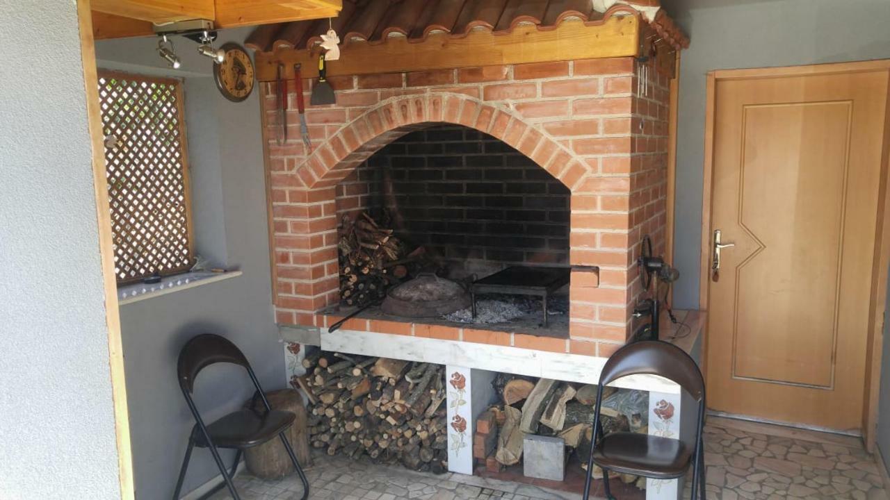פורץ Apartman Janja מראה חיצוני תמונה