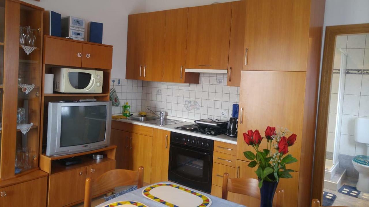 פורץ Apartman Janja מראה חיצוני תמונה