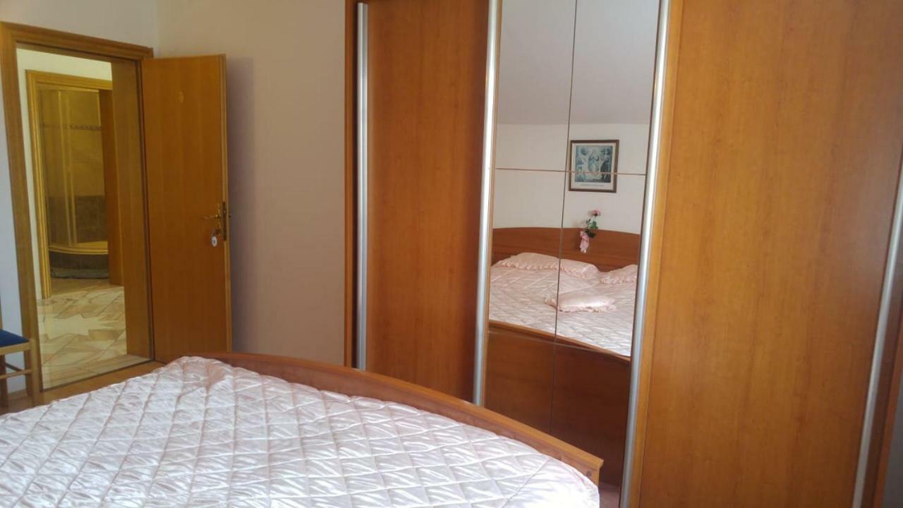 פורץ Apartman Janja מראה חיצוני תמונה