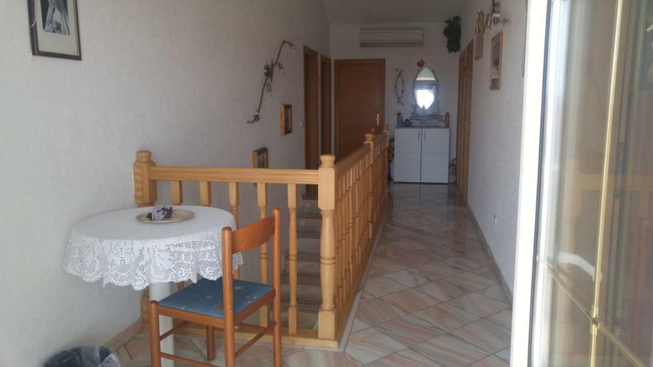 פורץ Apartman Janja מראה חיצוני תמונה